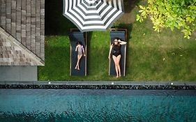 Villa De Time - The Luxury Private Pool Villa